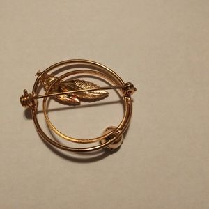 Vintage Jewelry - Vintage rhinestone brooch Vintage Jewelry - Vintage rhinestone brooch